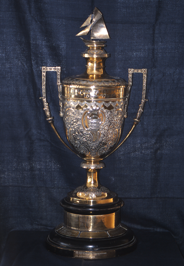 In 1911, the Great Yarmouth Yacht Club’s Diamond Jubilee Challenge Cup was altered to enable competition between the three local One Designs. White boats have dominated the competition since the Second World War.